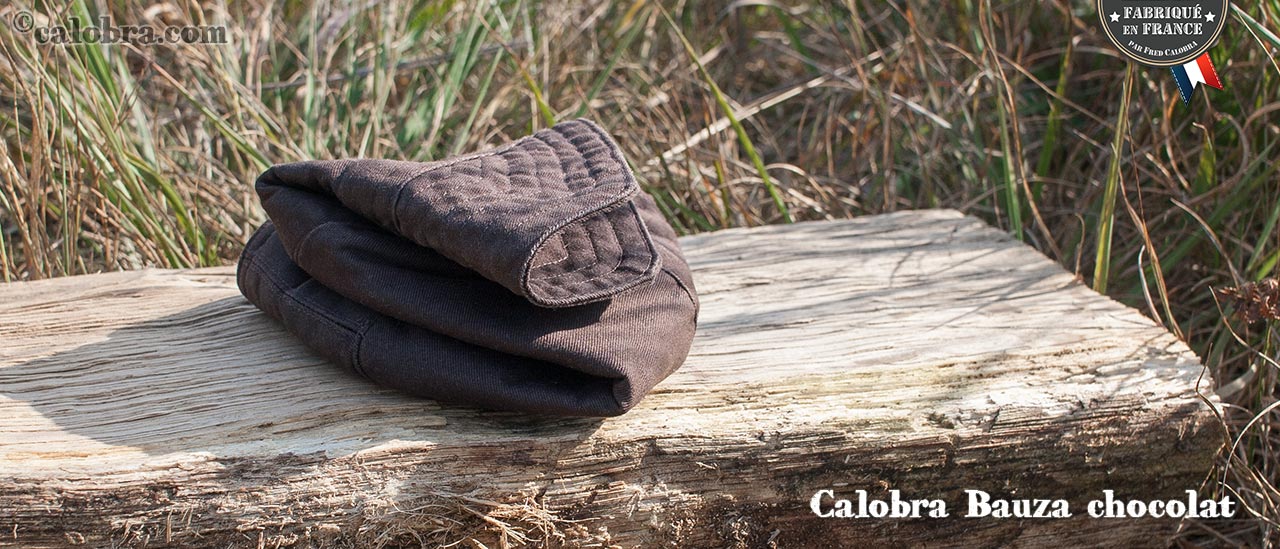 Casquette Calobra Bauza chocolat pliée